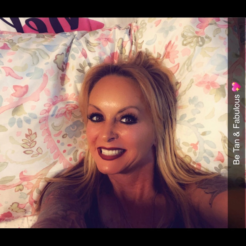 Meet your Posher, Julie